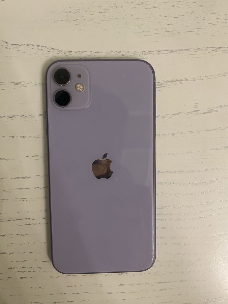 Iphone 11 64гб 82% емкость идеал