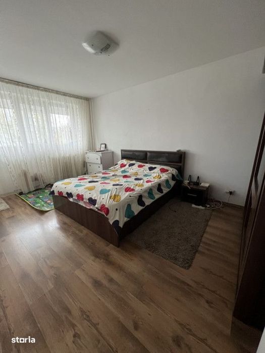 3 Camere | Drumul taberei | Bucla | Metrou| 7-8 min