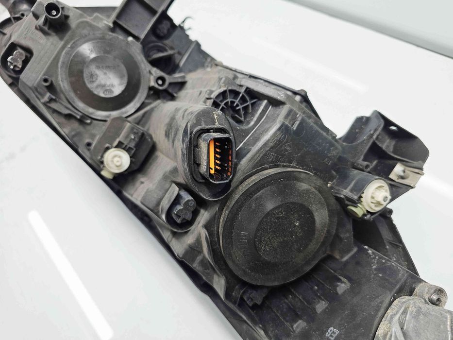 Far stanga Renault Kadjar [Fabr 2015-prezent] 260609984R