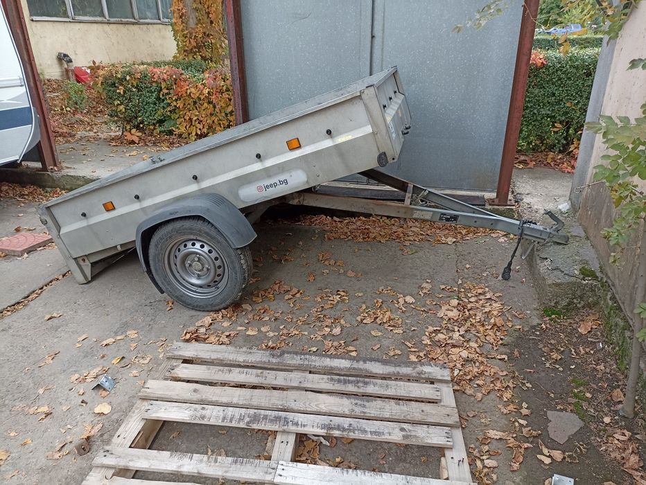 Ремарке самосфално