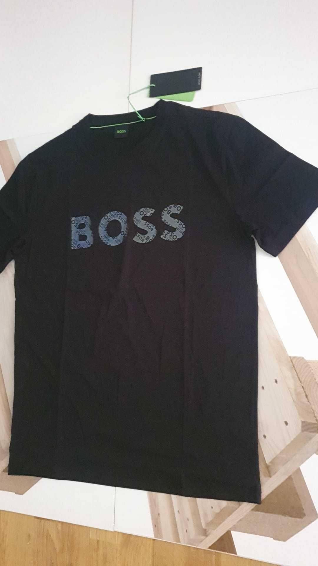 Vand tricou barbati Hugo Boss masura S, M  si XL original  eticheta