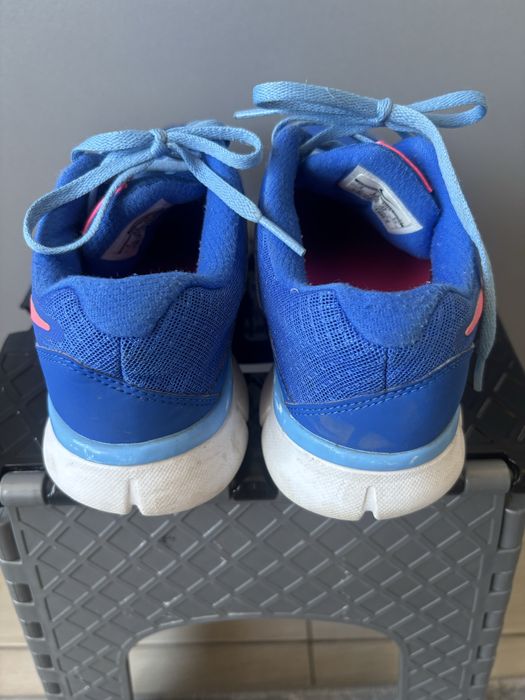 Дамски маратонки NIKE