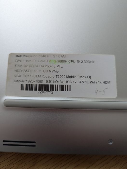 Dell 5540K i9-9880H 32 RAM nVidia 4GB
