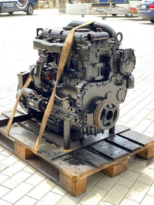 Motor PERKINS RJ 1104C-44TA second hand - piese motor