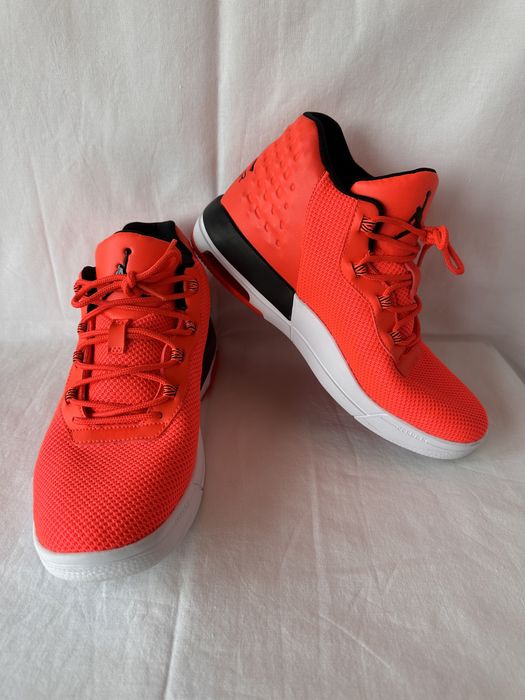 Nike Air Jordan Academy,marime 38