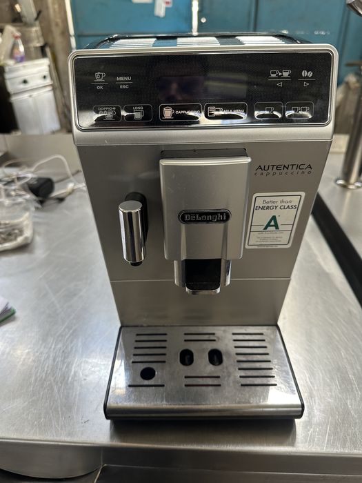 Каферобот Delonghi Autentica