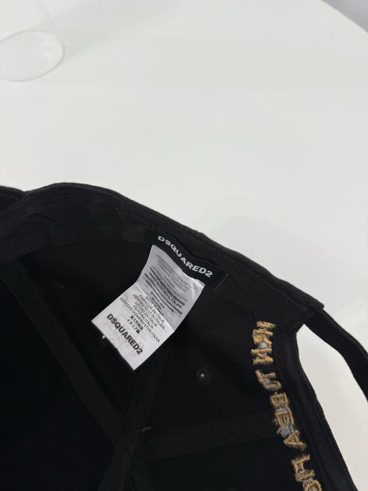 Sapca DSQUARED2 super calitate