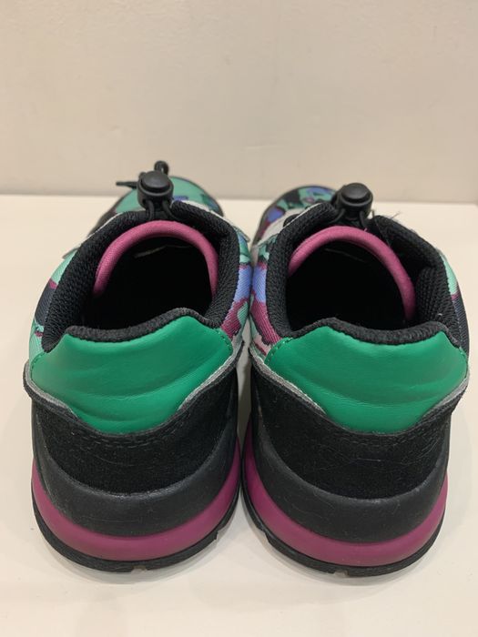 Маратонки разноцветни