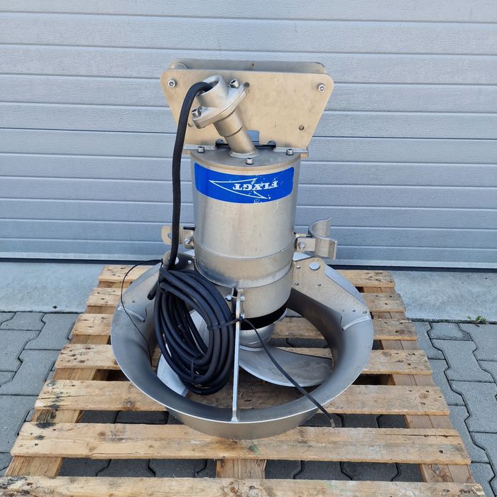 Mixer /Agitator /Tratare/Amestecare /Bazine.Flygt 4680 Trifazic