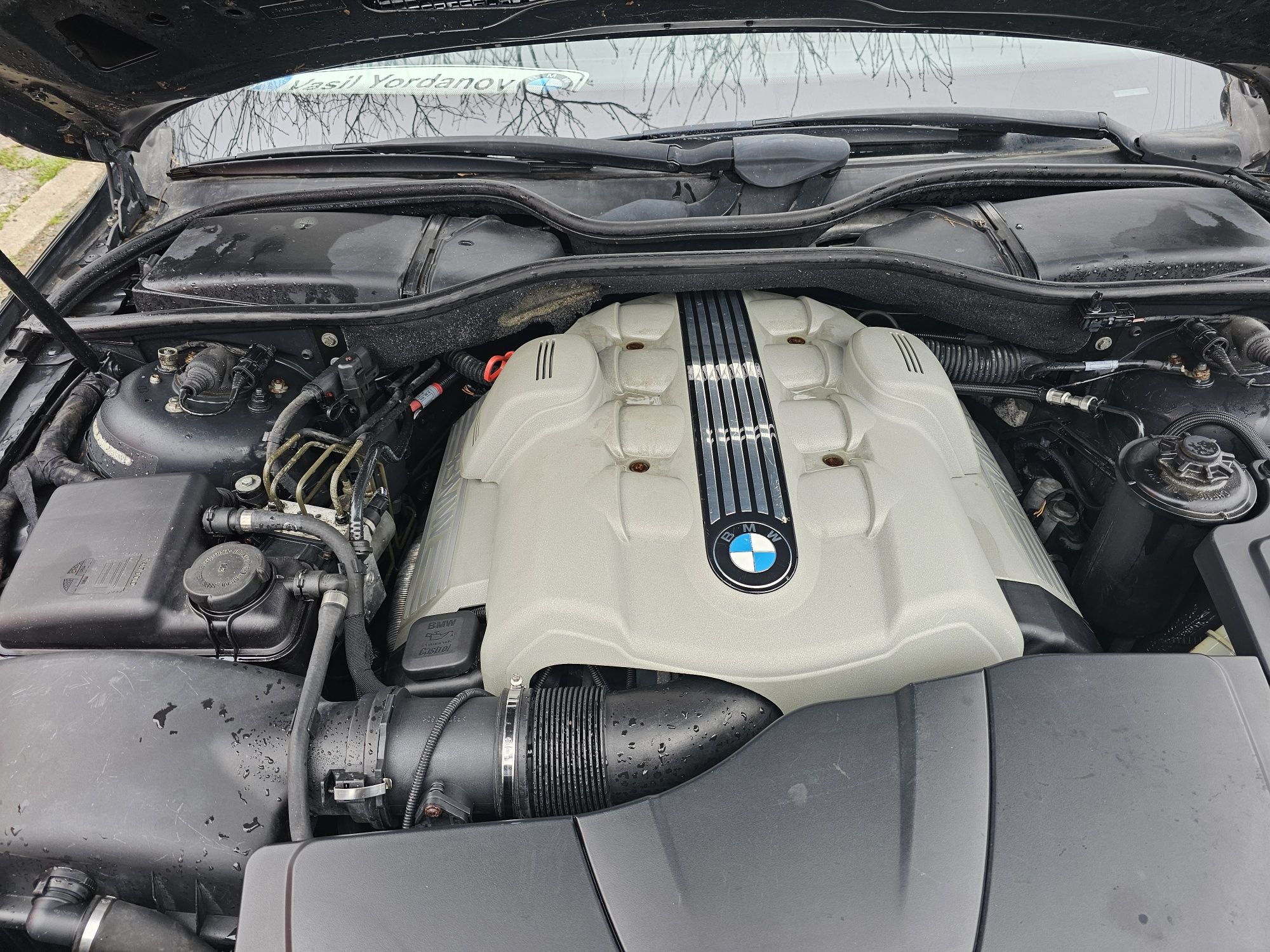 Продавам Bmw 745i