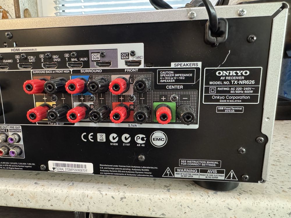 Onkyo TX-NR626 Bluetooth Wi-Fi