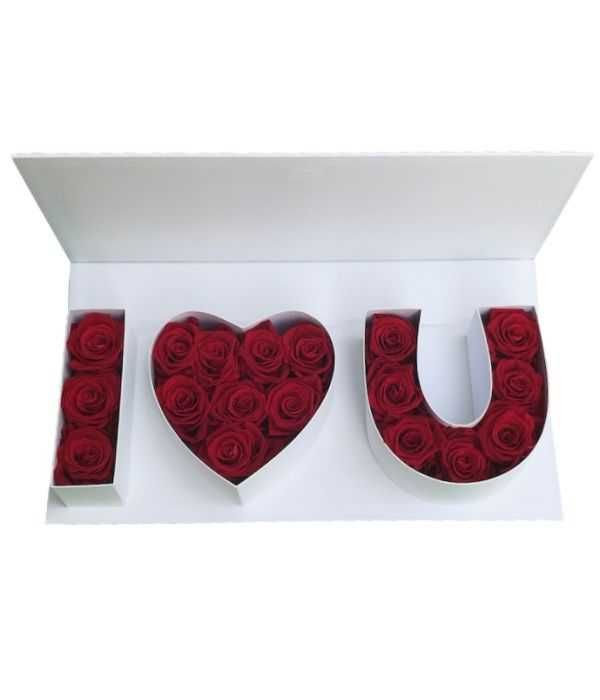 Кутия с рози " I love you"