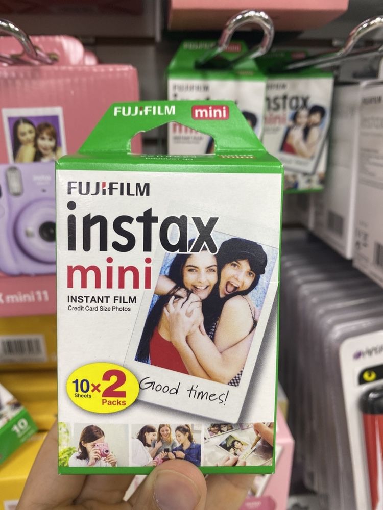 Фотоаппарат моментальной сьемки Instax mini 11 все цвета