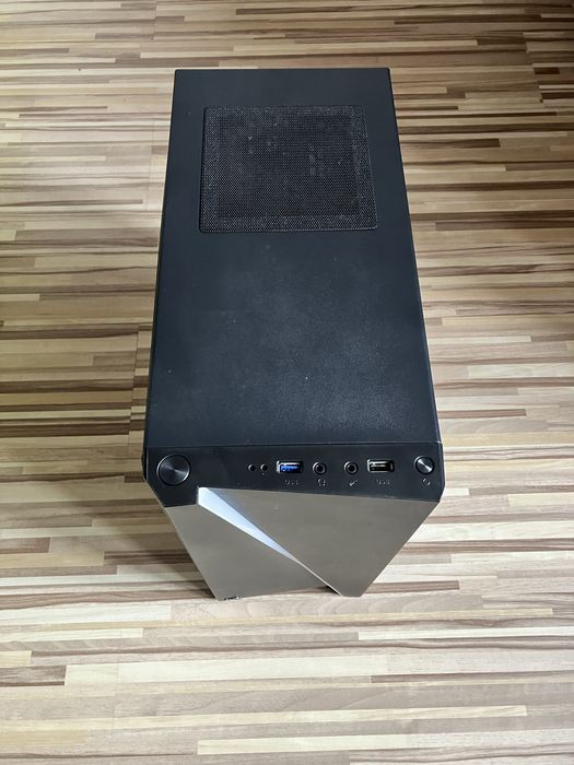 Геймърски компютър – RX 580 / i3 10100F / 16GB RAM / NVMe SSD