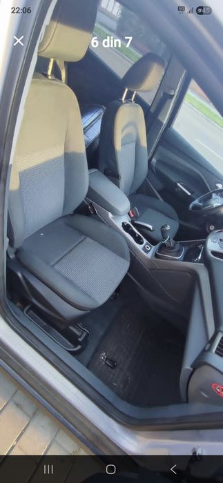 CMax 1,6 benzina fara turbo 125cai