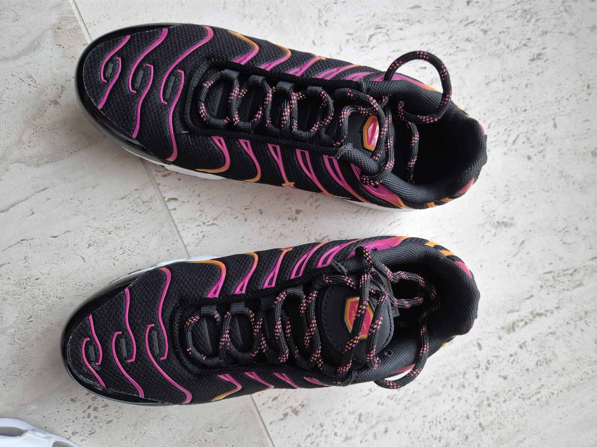 Маратонки " nike"