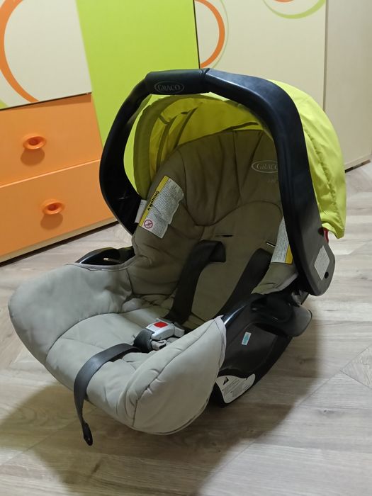 Автолюлька, автокресло