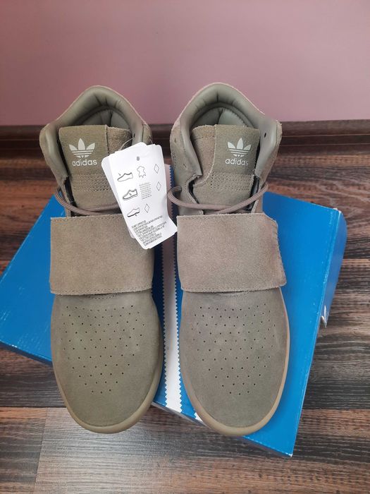 НОВИ кецове Adidas Originals