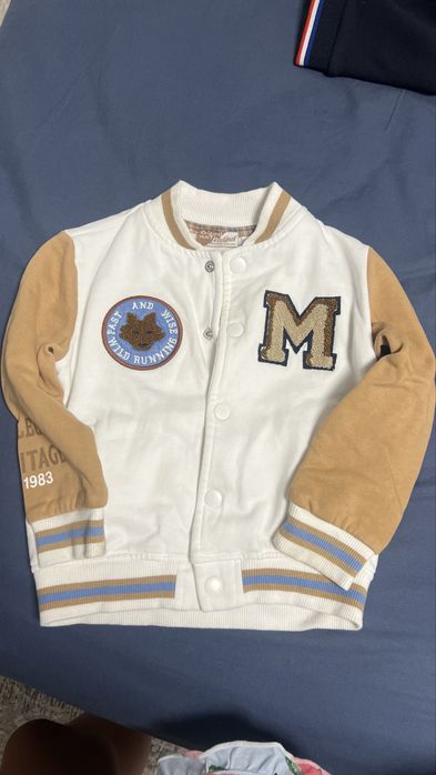 Hanorac fara gluga, marca Originals. Aproape nou