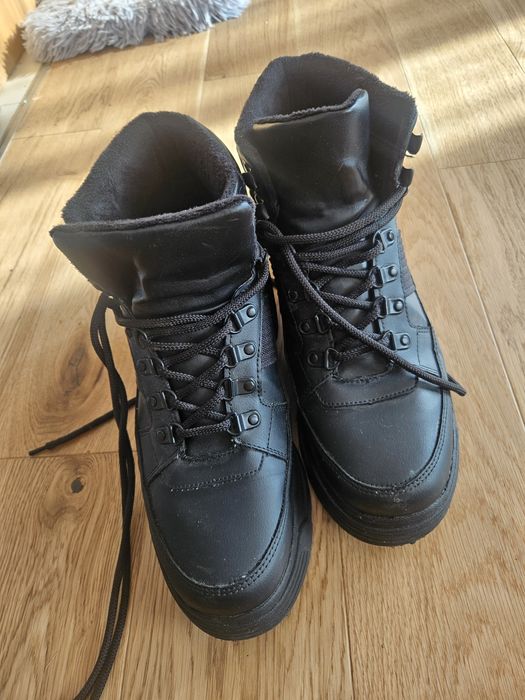 Vând ghete împlinite Zara