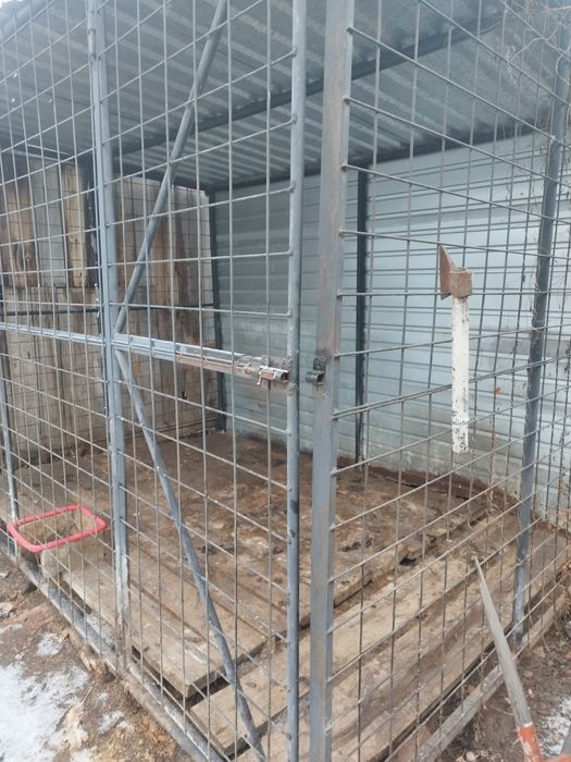 Продам вольер Клетка