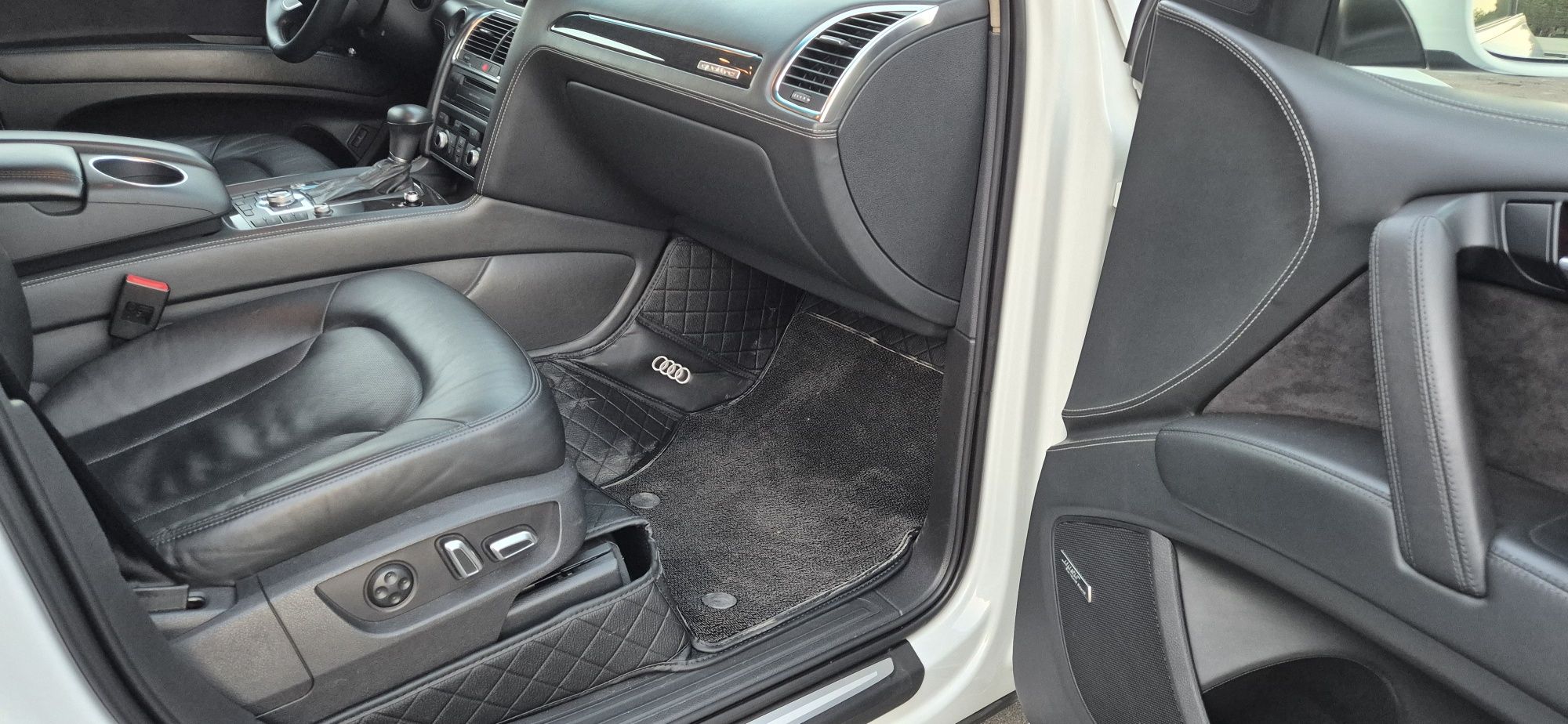 Продаётся Audi Q7 TFSI quattro в идеальном состоянии