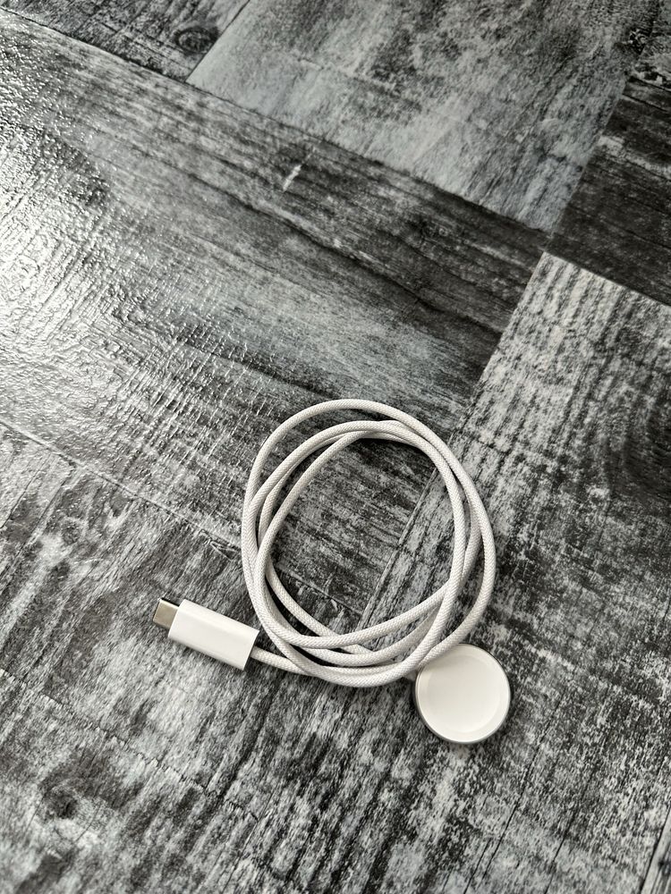 Оригинален кабел за apple watch плетен НоВ