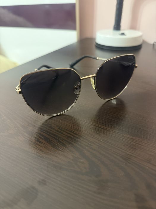 Очила Guess оригинални