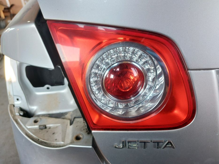 Set 4 stopuri / triple VOLKSWAGEN JETTA 2005 - 2010