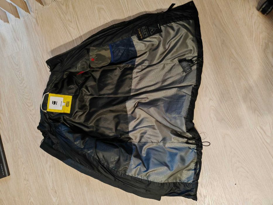 Продавам зимно яке тип парка G-star