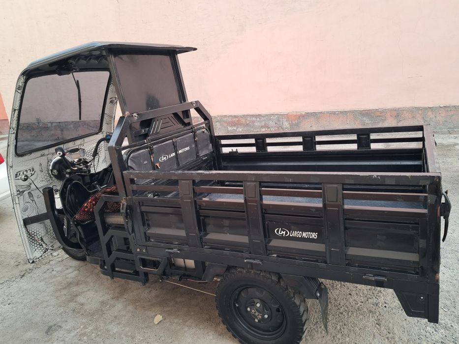 500 kgli elektr motorol sotiladi