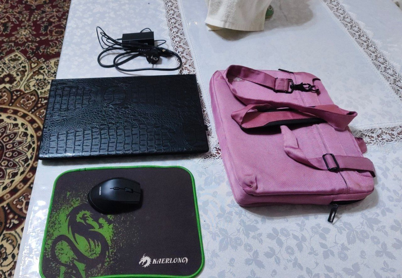 Acer noutbook 4/1ТБ xolati ideal