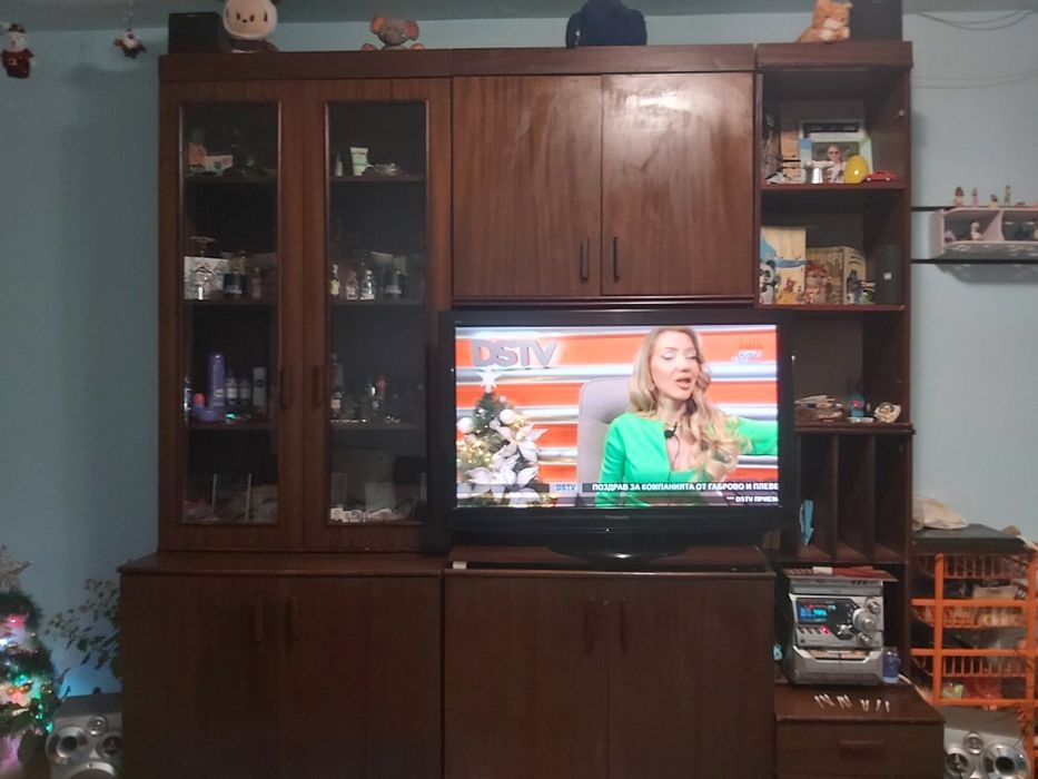 Продавам телевизор.