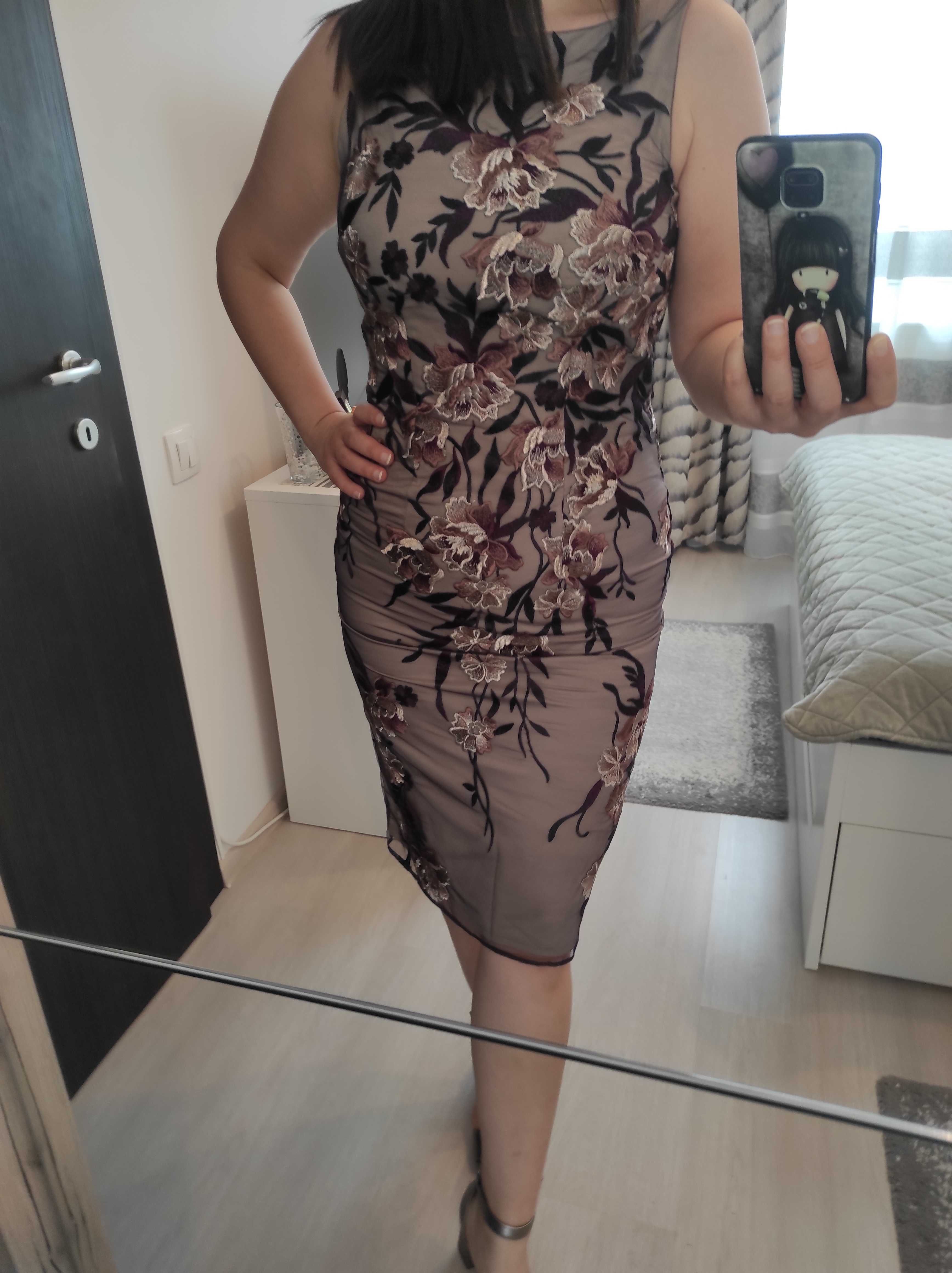 Rochie eleganta model floral