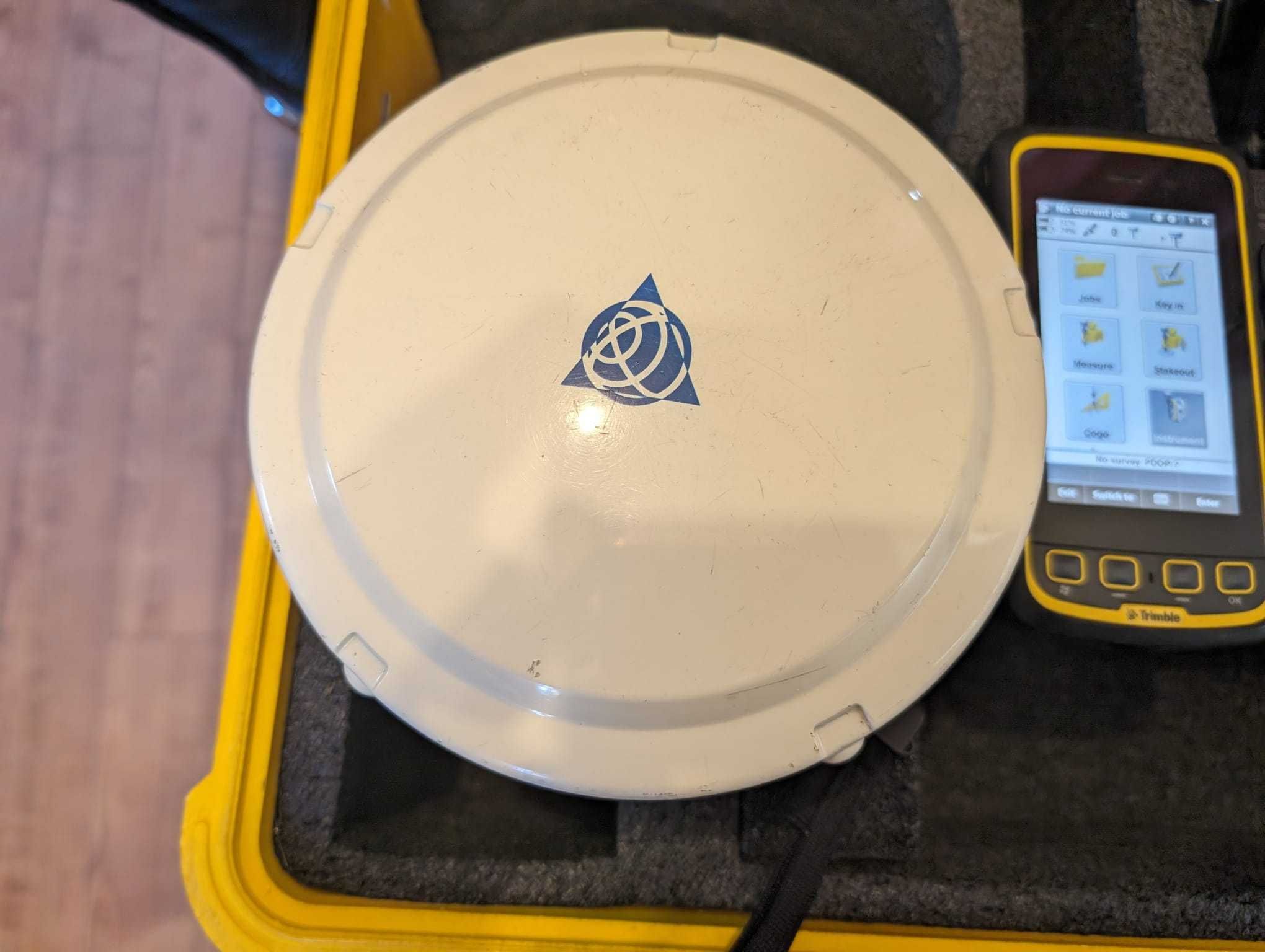 Trimble R6 Model 3