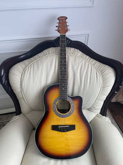 Гитара Adagio с подключением