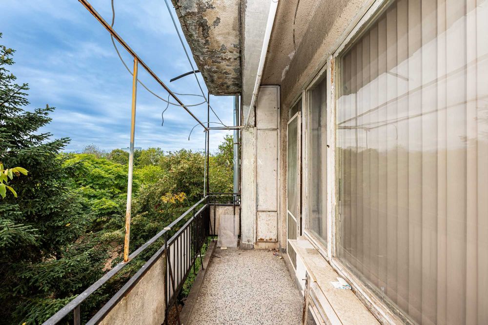 Продава се Тристаен апартамент в Пловдив, Христо Смирненски - 86 кв.м за 971 €/кв.м - Снимка #16