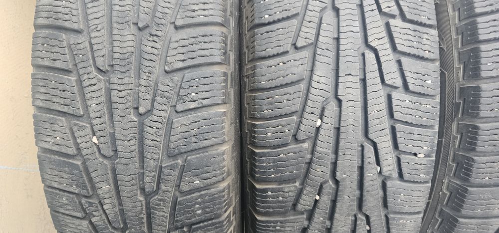 Продам шины Nokian RS2