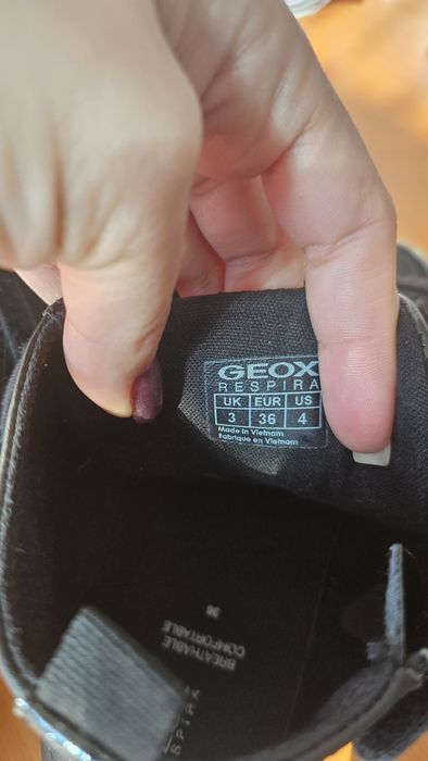 Geox естествена кожа