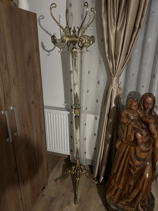 2 cuiere de bronz , unul simplu unul cu onix