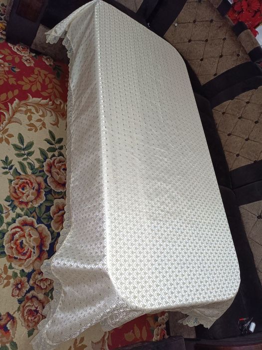 Скатерть новая раз 245*160