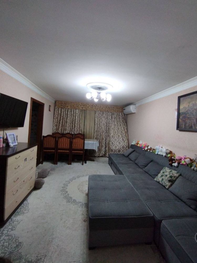2/1/4 продам квартиру 50кв.м Чиланзар-2. Балкон2*4.