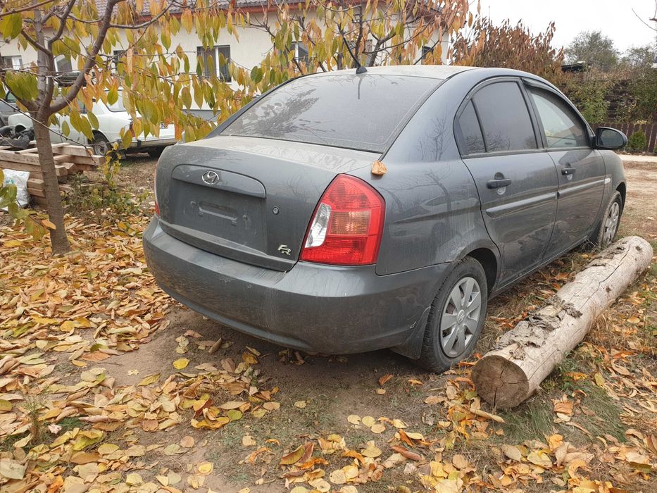 Far Stop Capota Aripa Oglinda Usa Trager Piese Hyundai Accent 2007 1.4