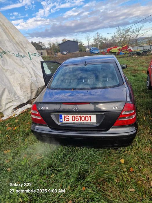 Se vinde mercedes c200 class