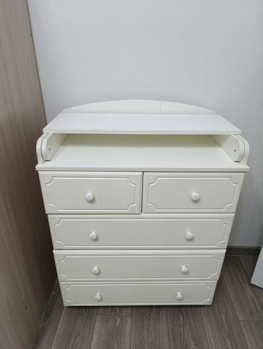 Продам комод с пеленальный столом