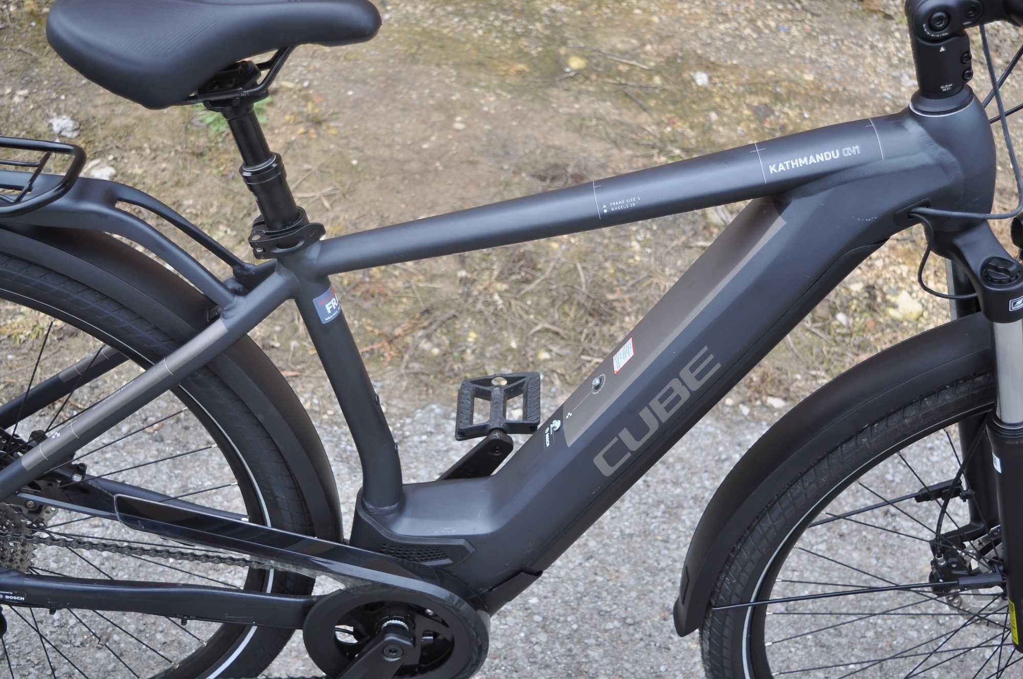 Cube Kathmandu Hybrid One 625-електрически велосипед