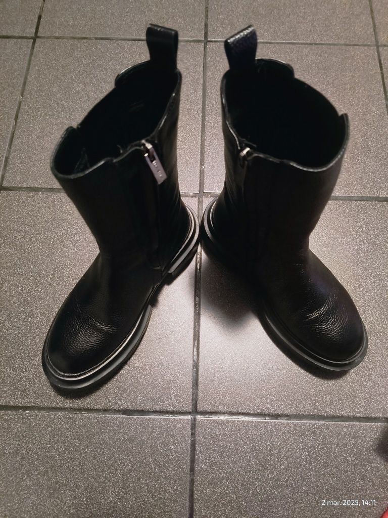 Cizme moderne de piele