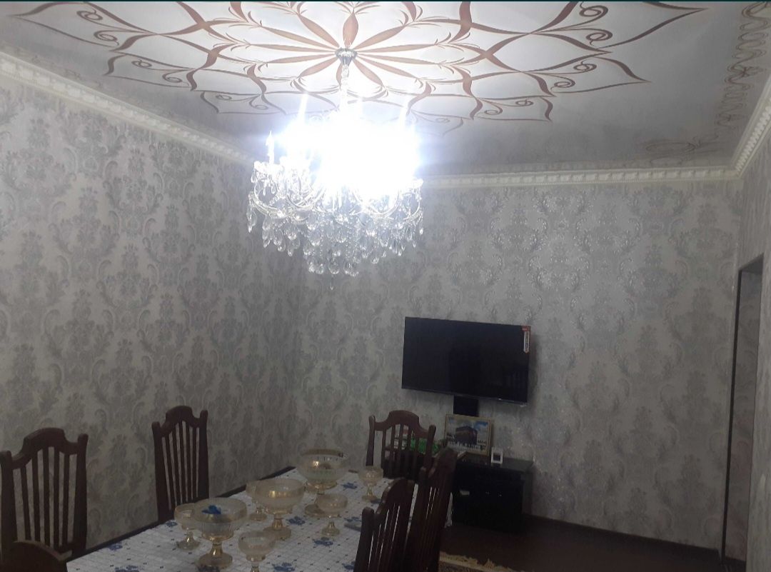 Срочно, продаётся 2-х этажный коттедж (намунали уй) в г. Келесе