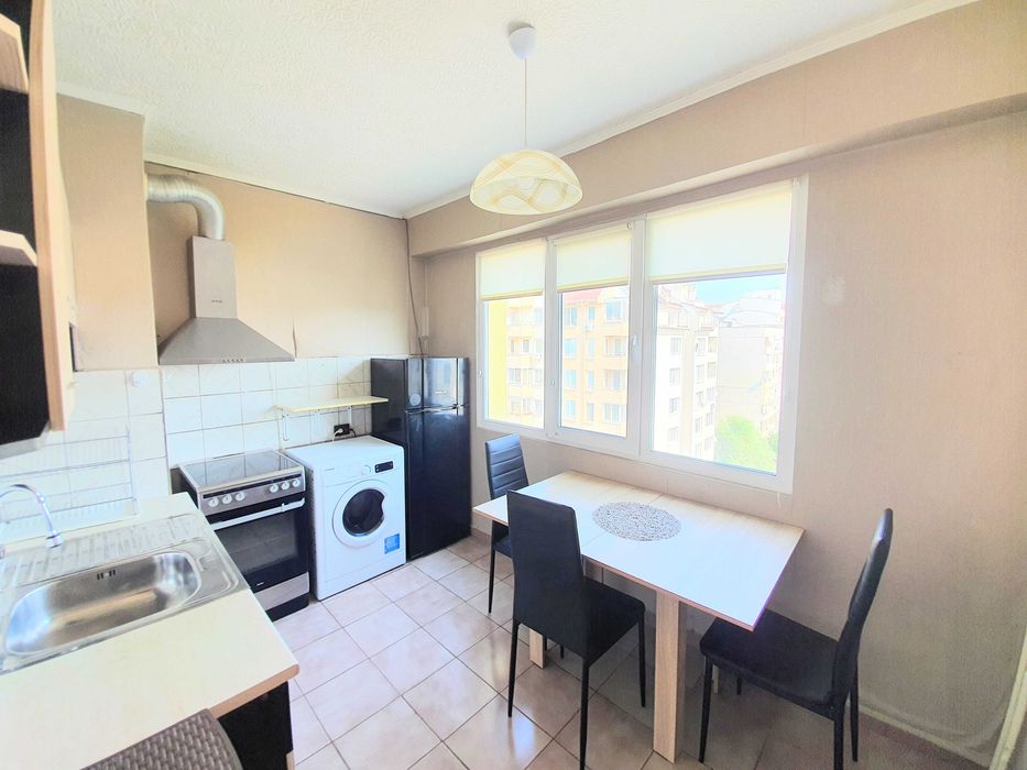 Дава Под Наем Младост 4 Топ Локация До Метро И Бизнес Парк