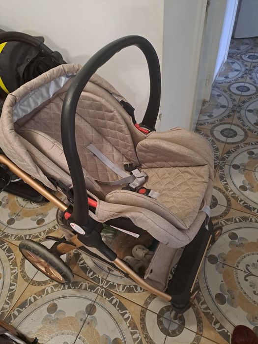 Carucior 3in1 cu landou , scoica și parte sport